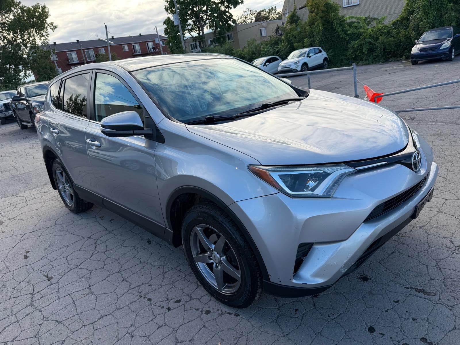 2016 TOYOTA RAV4